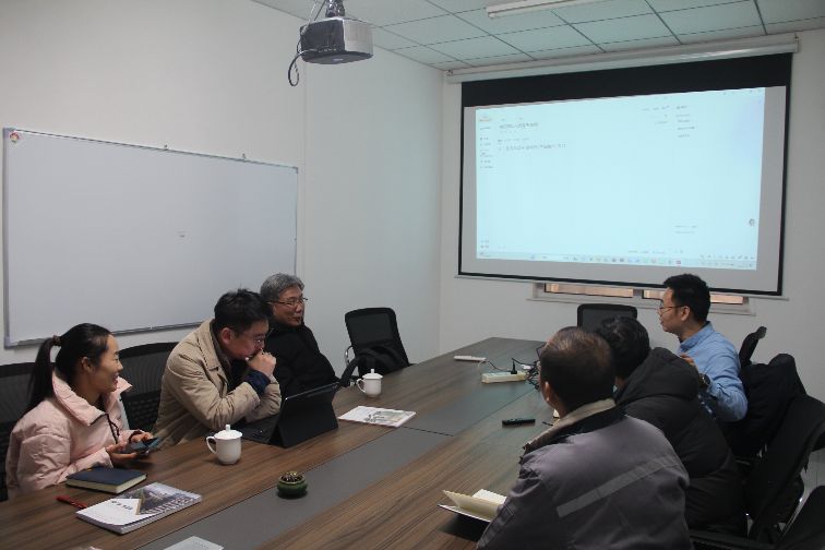 Shandong Lannuo обговорює ініціацію проекту для лабораторії шуму та шумового контролю з професором KWAK, Moon Kyu, Ph.D. та представником Liang Tongho з Університету Донгук, Південна Корея